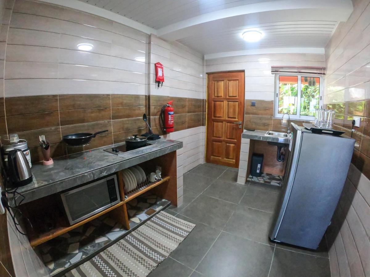 Auguste Holiday Residence Anse Etoile Bagian luar foto