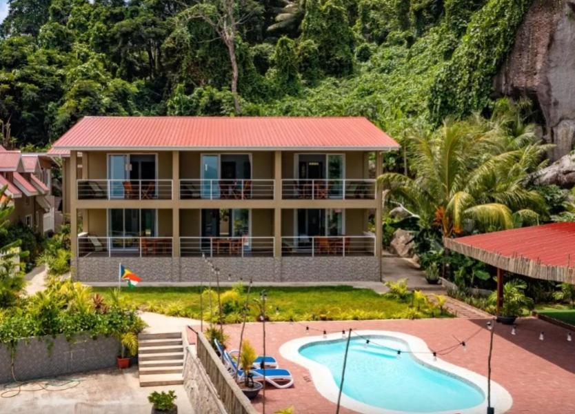 Auguste Holiday Residence Anse Etoile Bagian luar foto